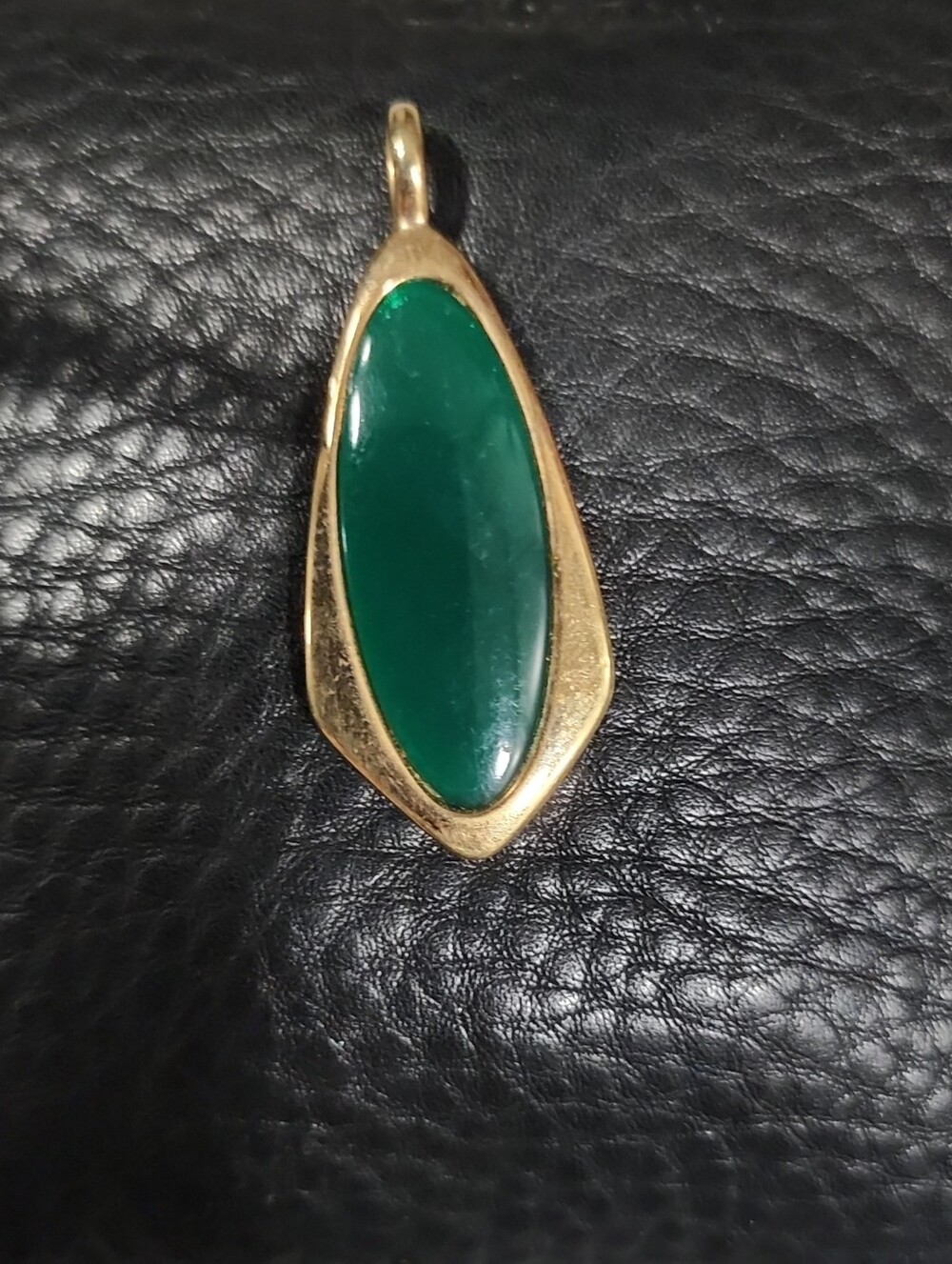 Vintage Sarah Coventry Faux Jade Gold Tone Reversible Pendant